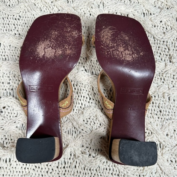 VTG Hype Embroidered Chunky Block Heel Square Toe Embroidered Thong Sandal SZ 8 - Picture 10 of 14